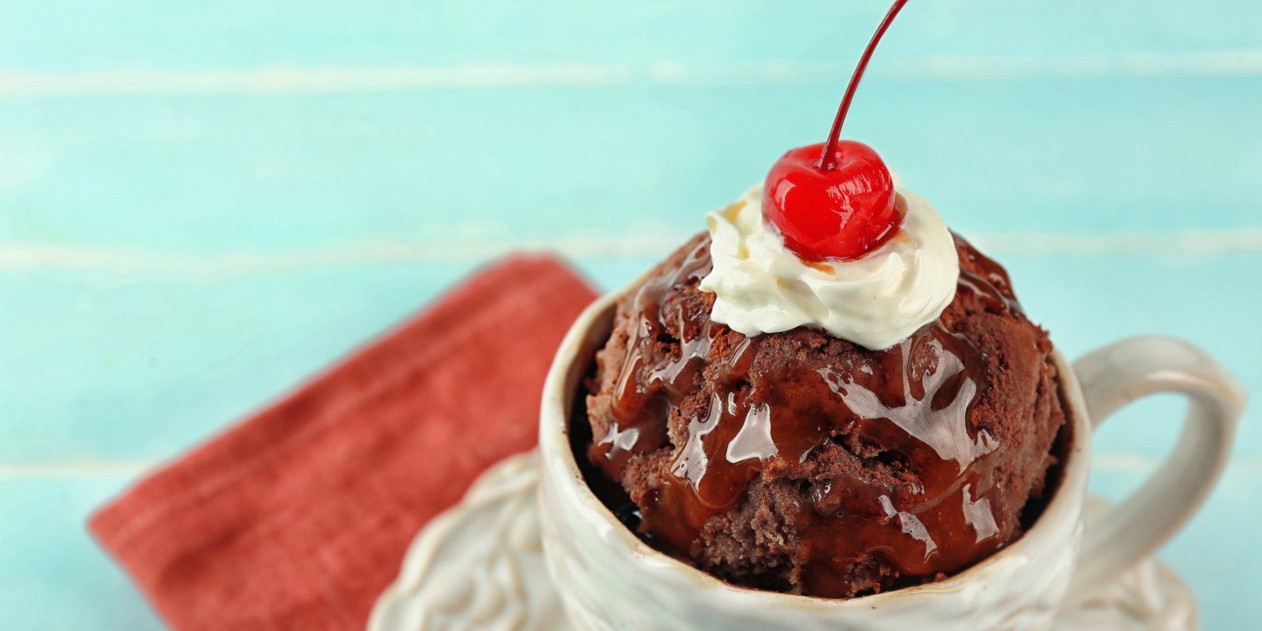 Кекс в чашці