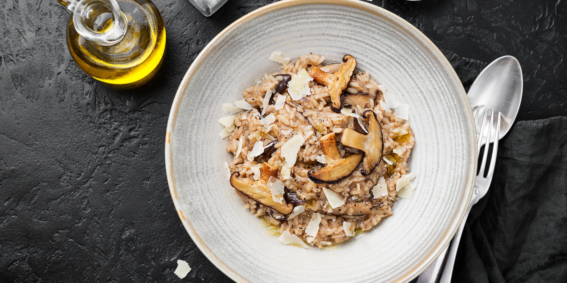 Ризото з хрусткими грибами та пармезаном