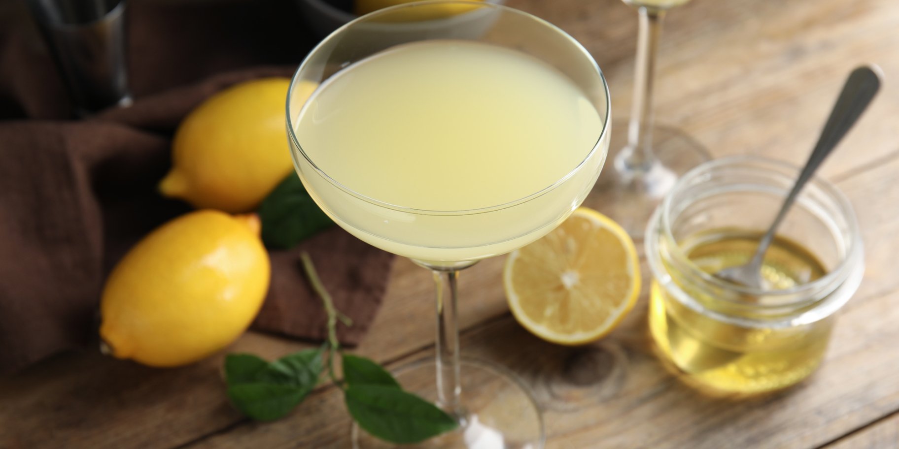 Коктейль Bee’s Knees