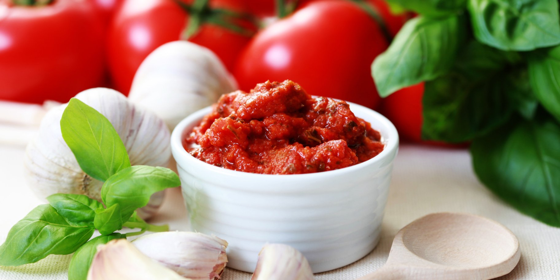 Томатный соус с перцем и луком