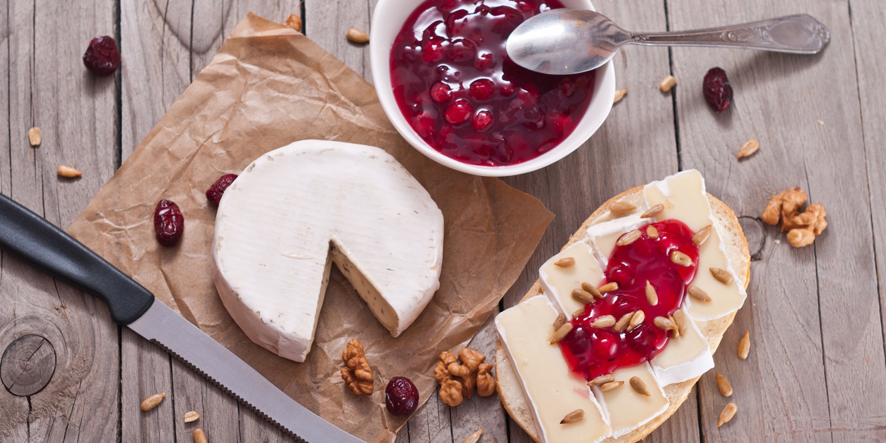 Камамбер з журавлиною