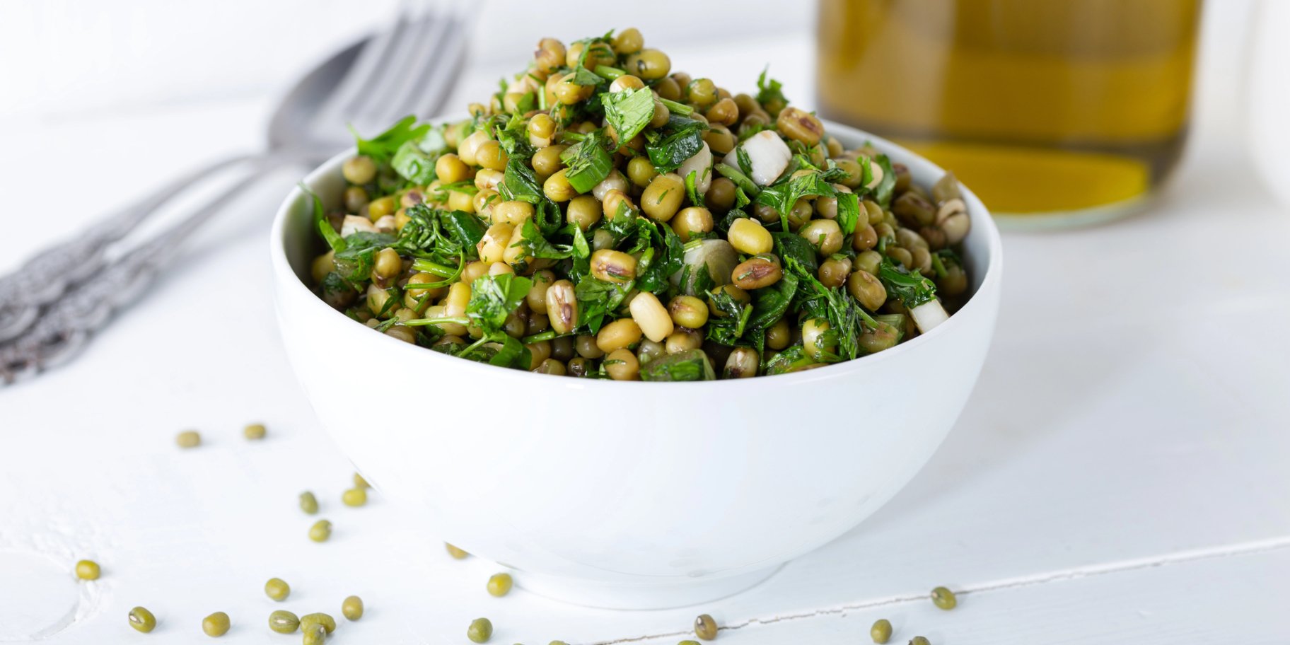 Салат з квасолі та оливок