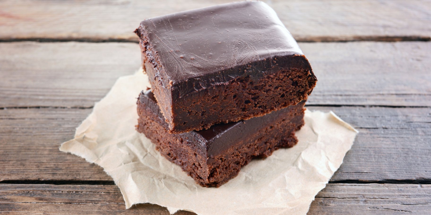 Шоколадний торт із двох інгредієнтів