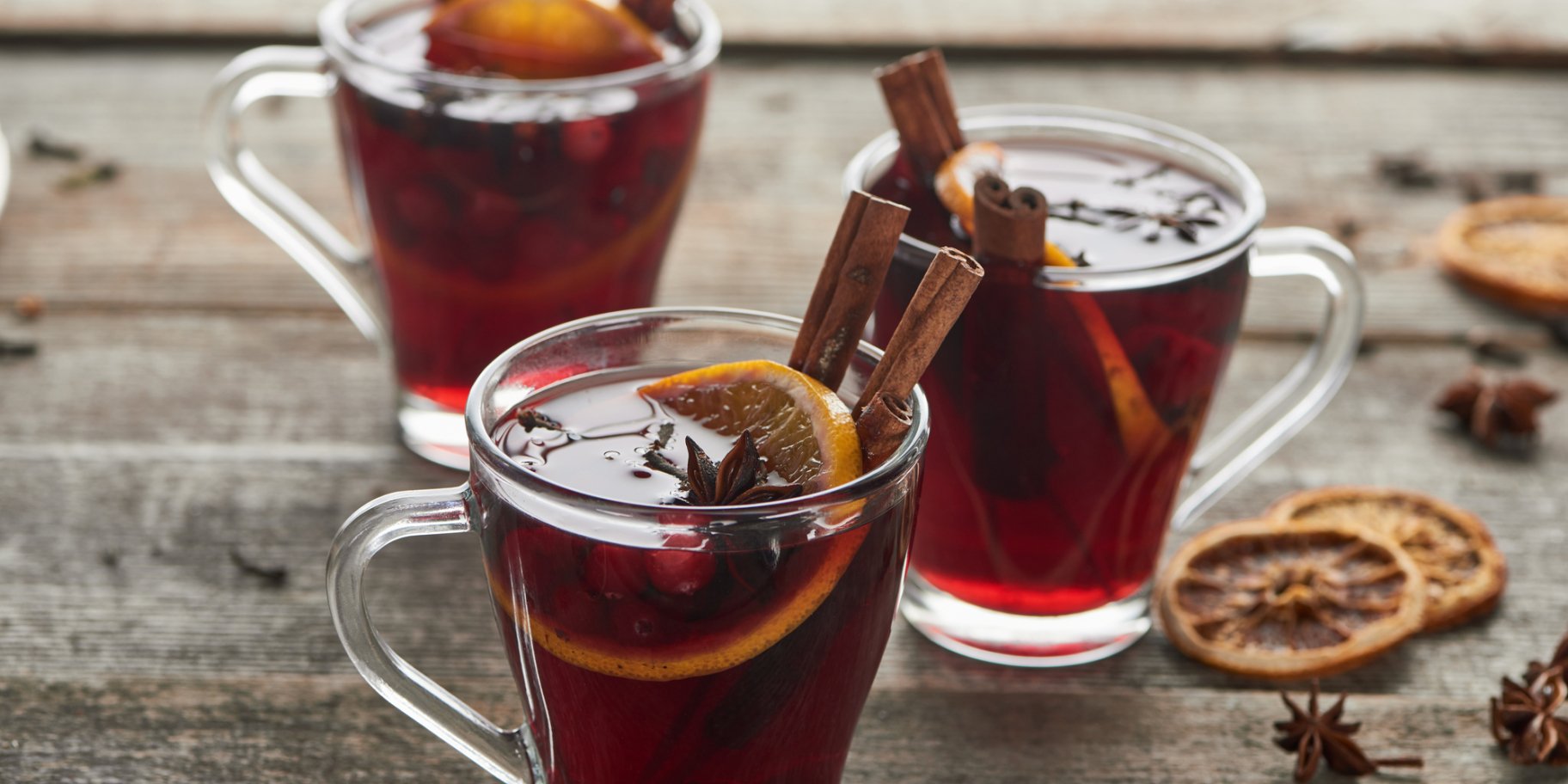 Глінтвейн з фруктами