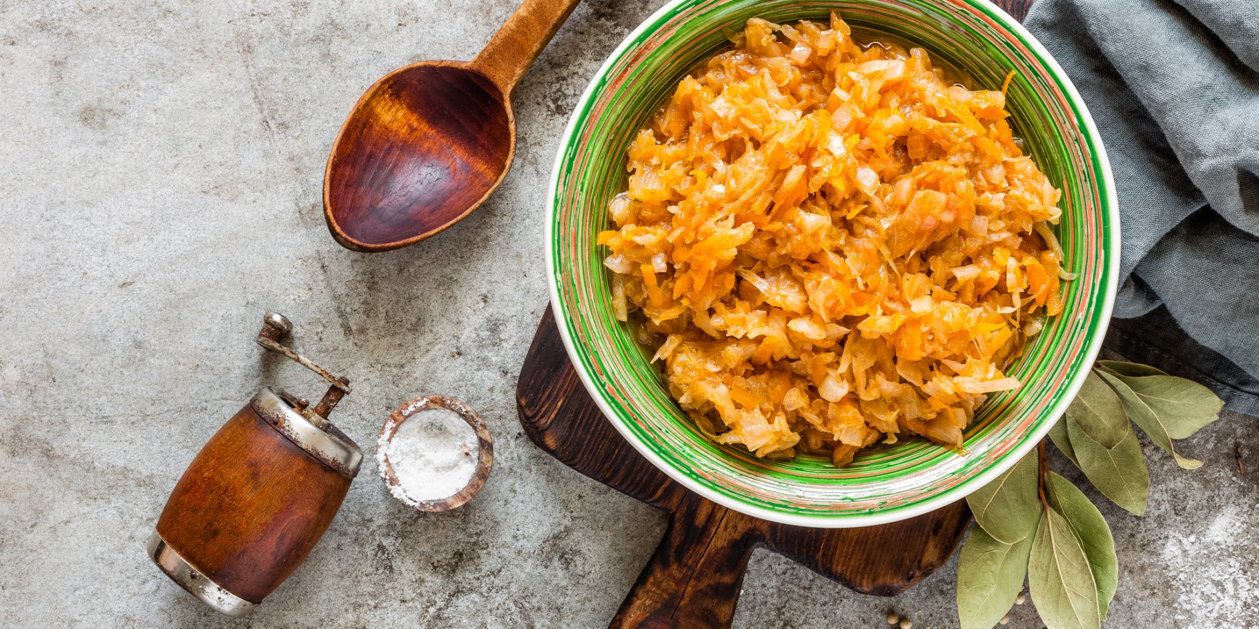 Тушеная капуста в мультиварке