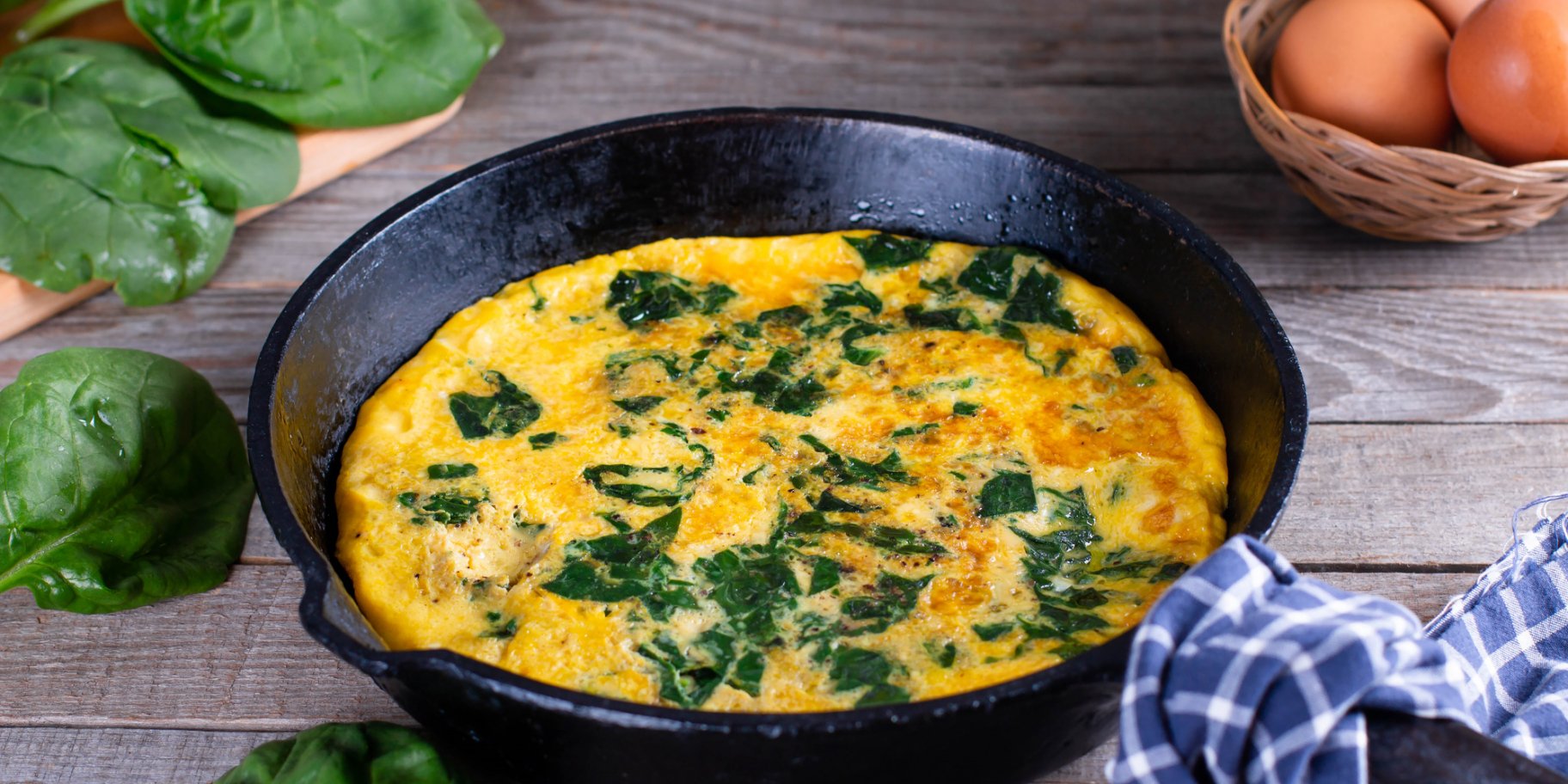 Фритата з мангольдом і сиром
