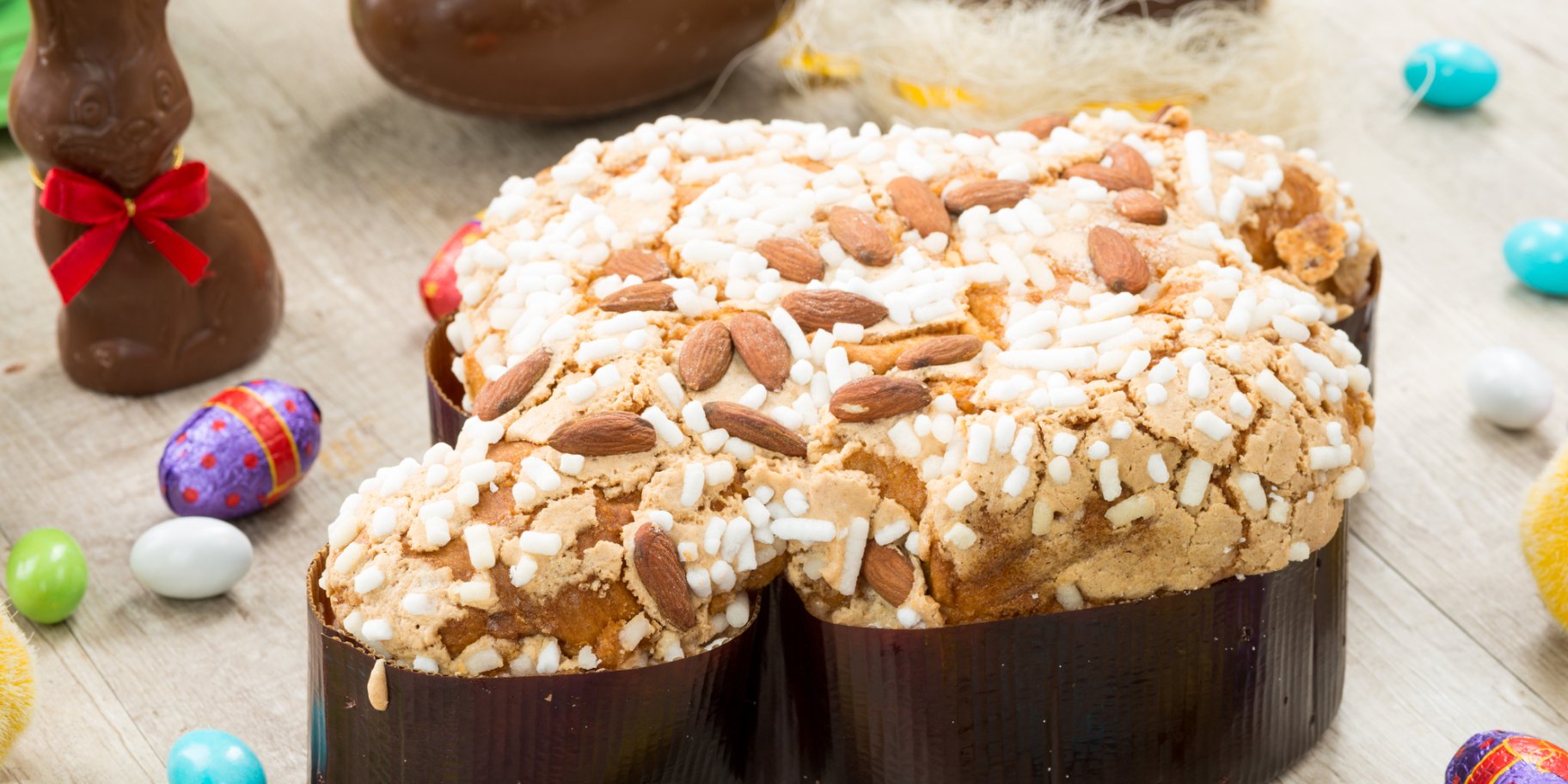 Великодній кекс з мигдалем