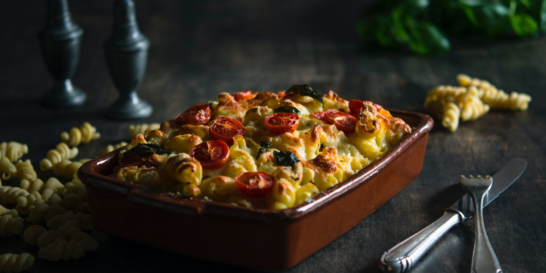 Запеченная паста в духовке с колбасками