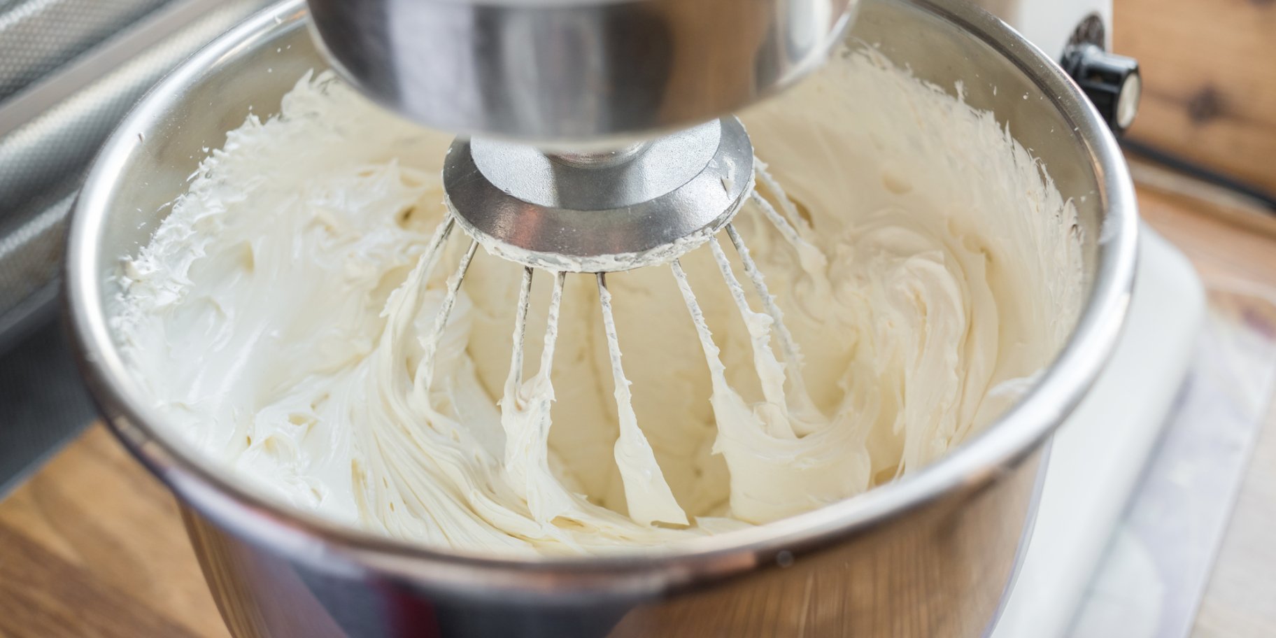 Крем шарлот для тортов и пирожных.