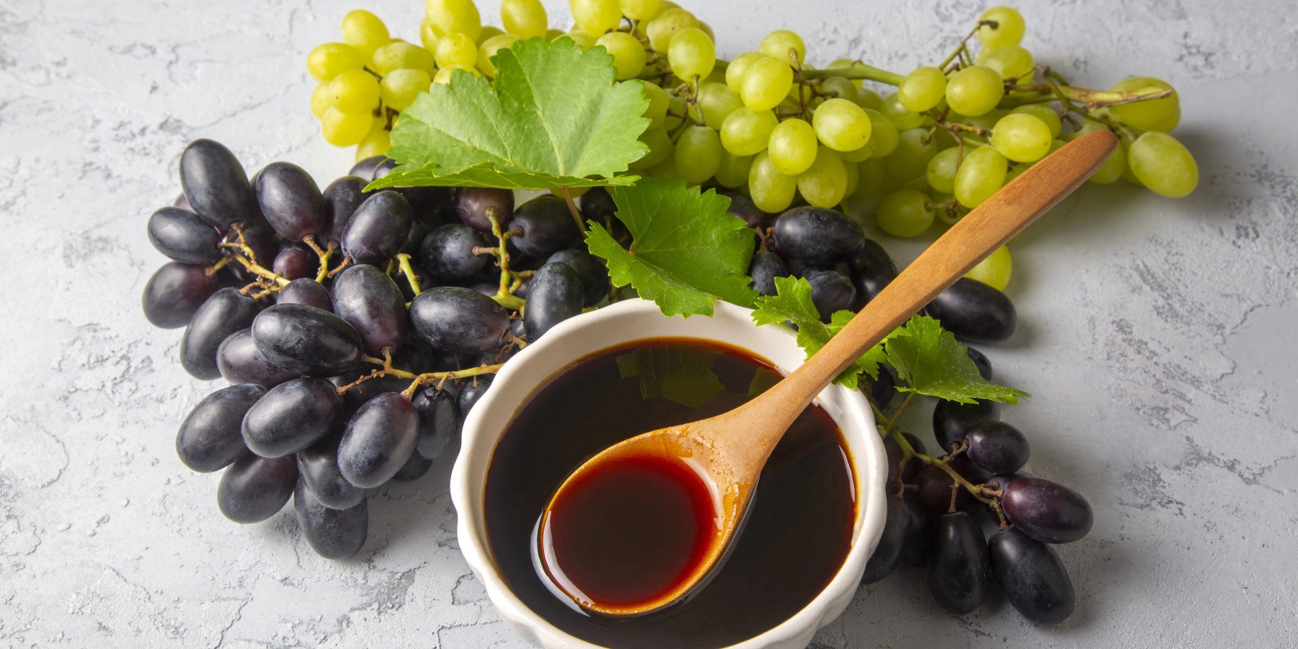 Виноградний соус з яблуками