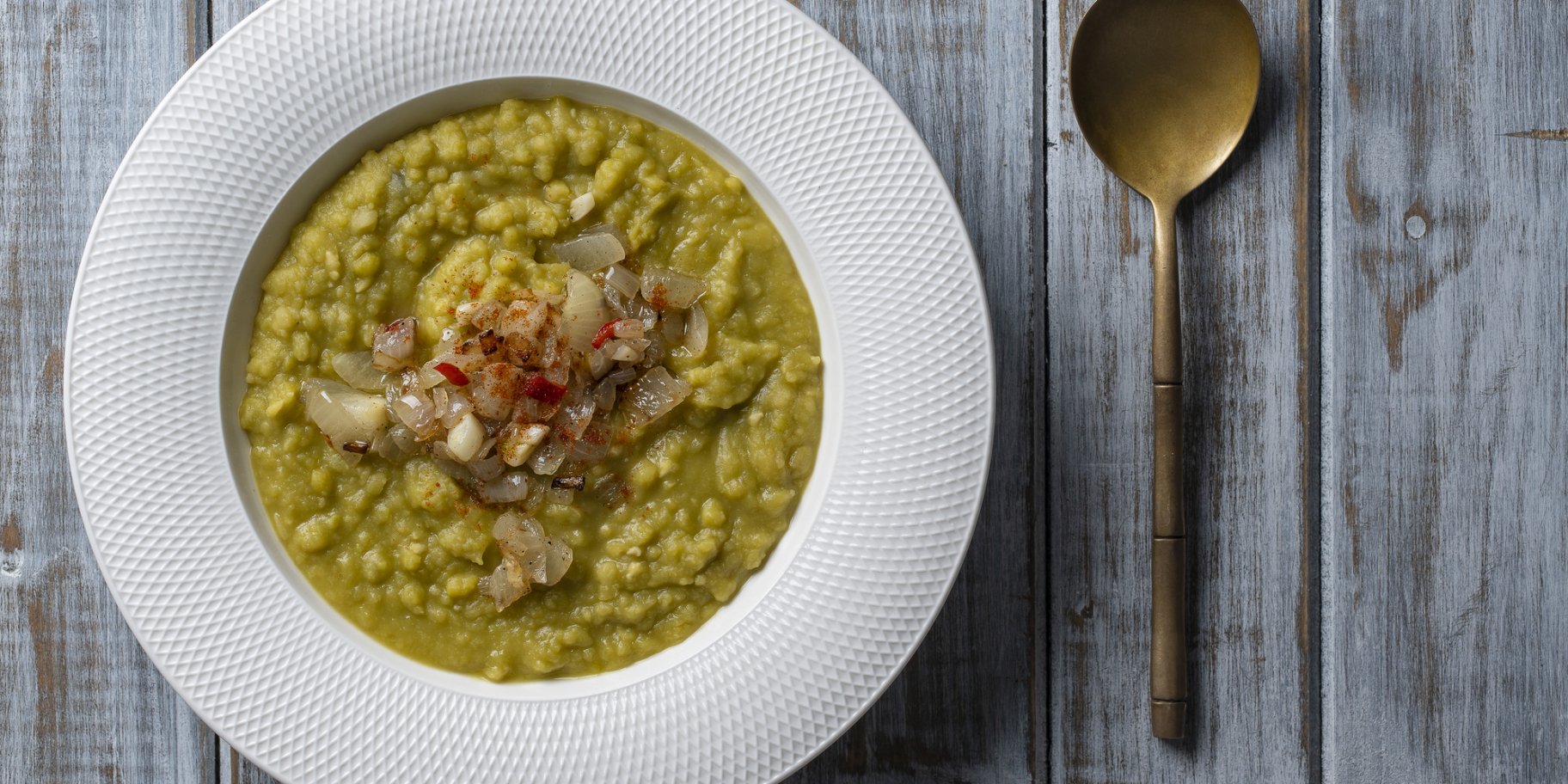 Горохова каша з ребрами