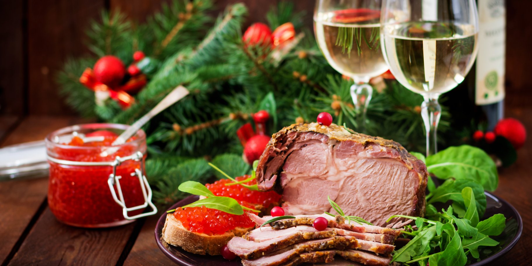 5 худших сочетаний алкоголя и еды — они испортят ваш Новый год