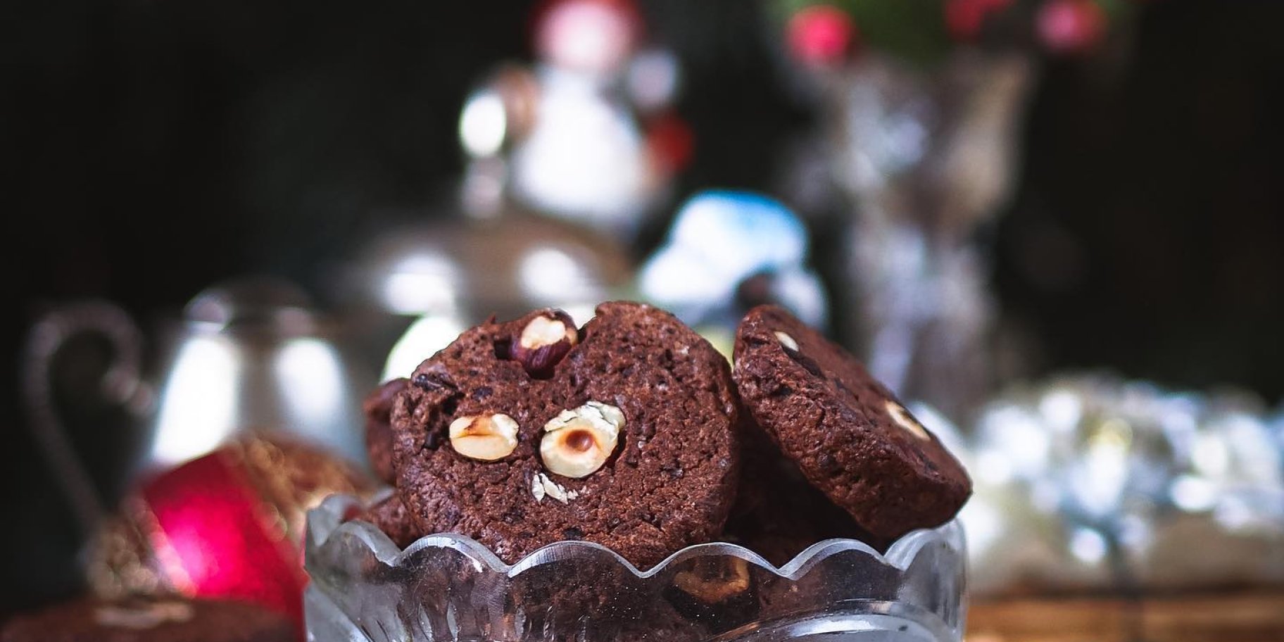 Пряне шоколадне печиво з ліщиною