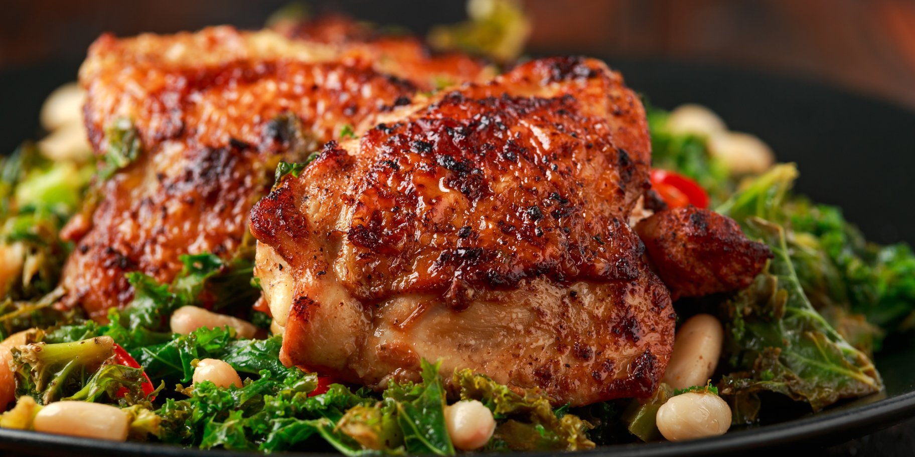 Курячі стегна в соусі