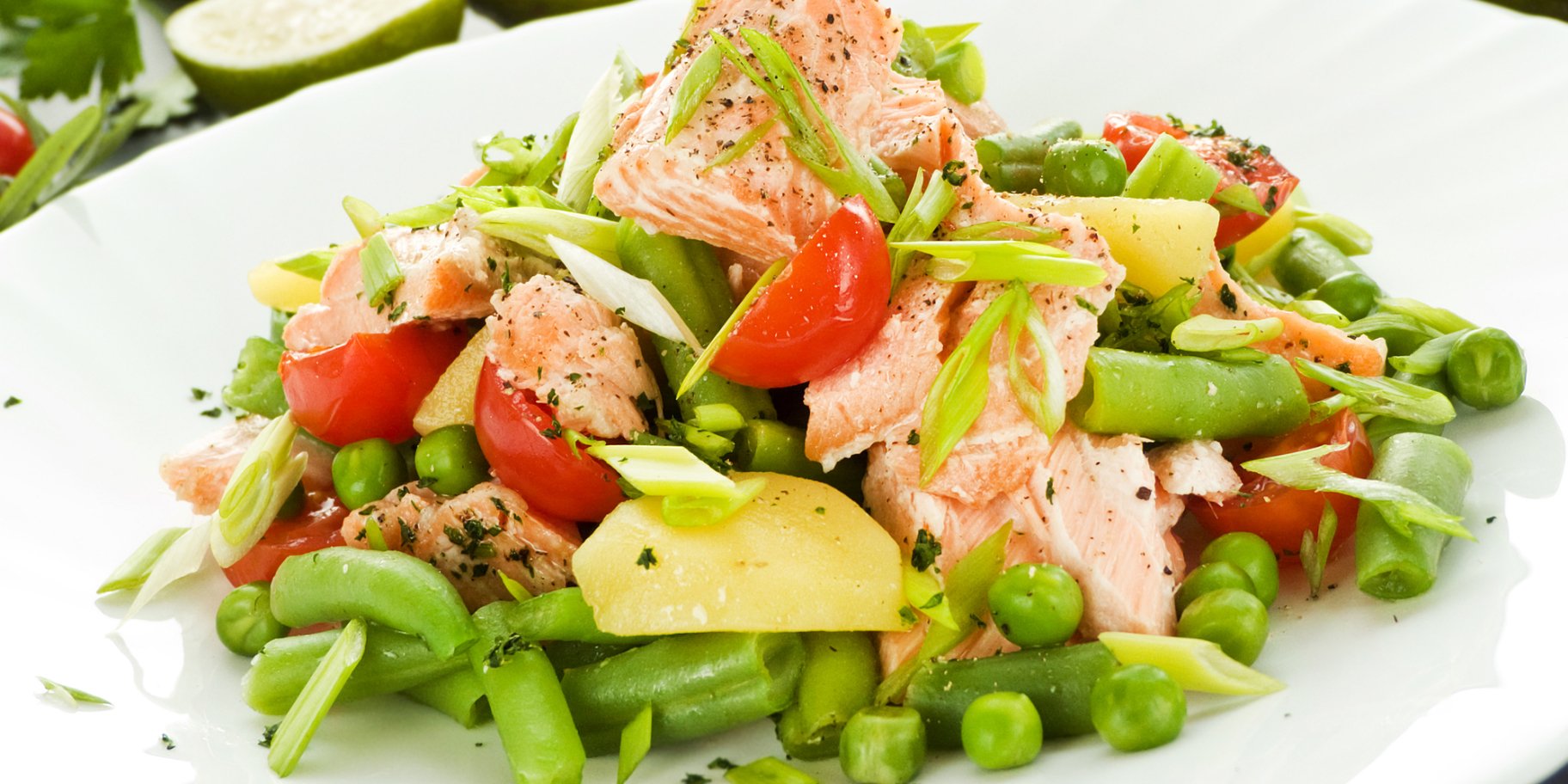 Салат з сьомгою і картоплею рецепт