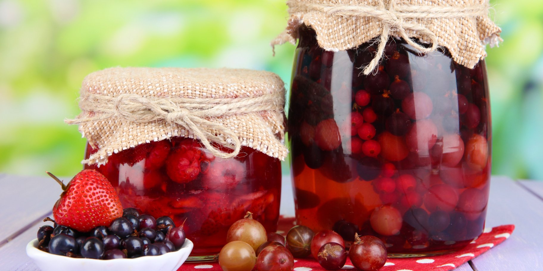 Компот з ягід