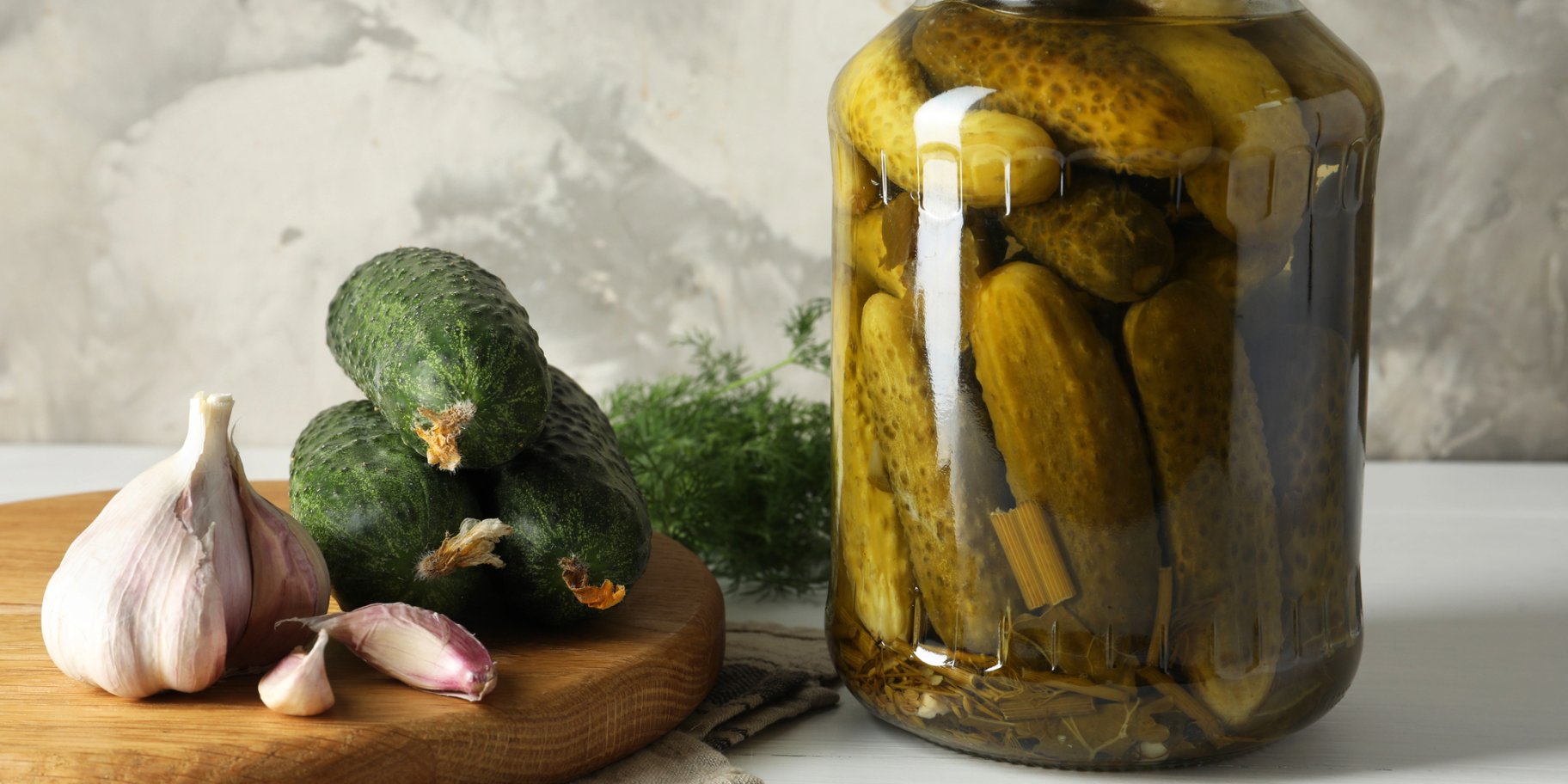 Солоні огірки на 3-літрову банку