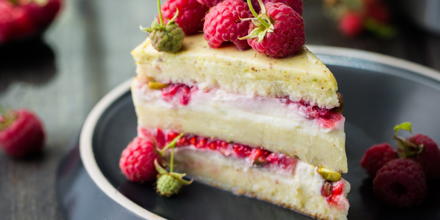 малиновий торт