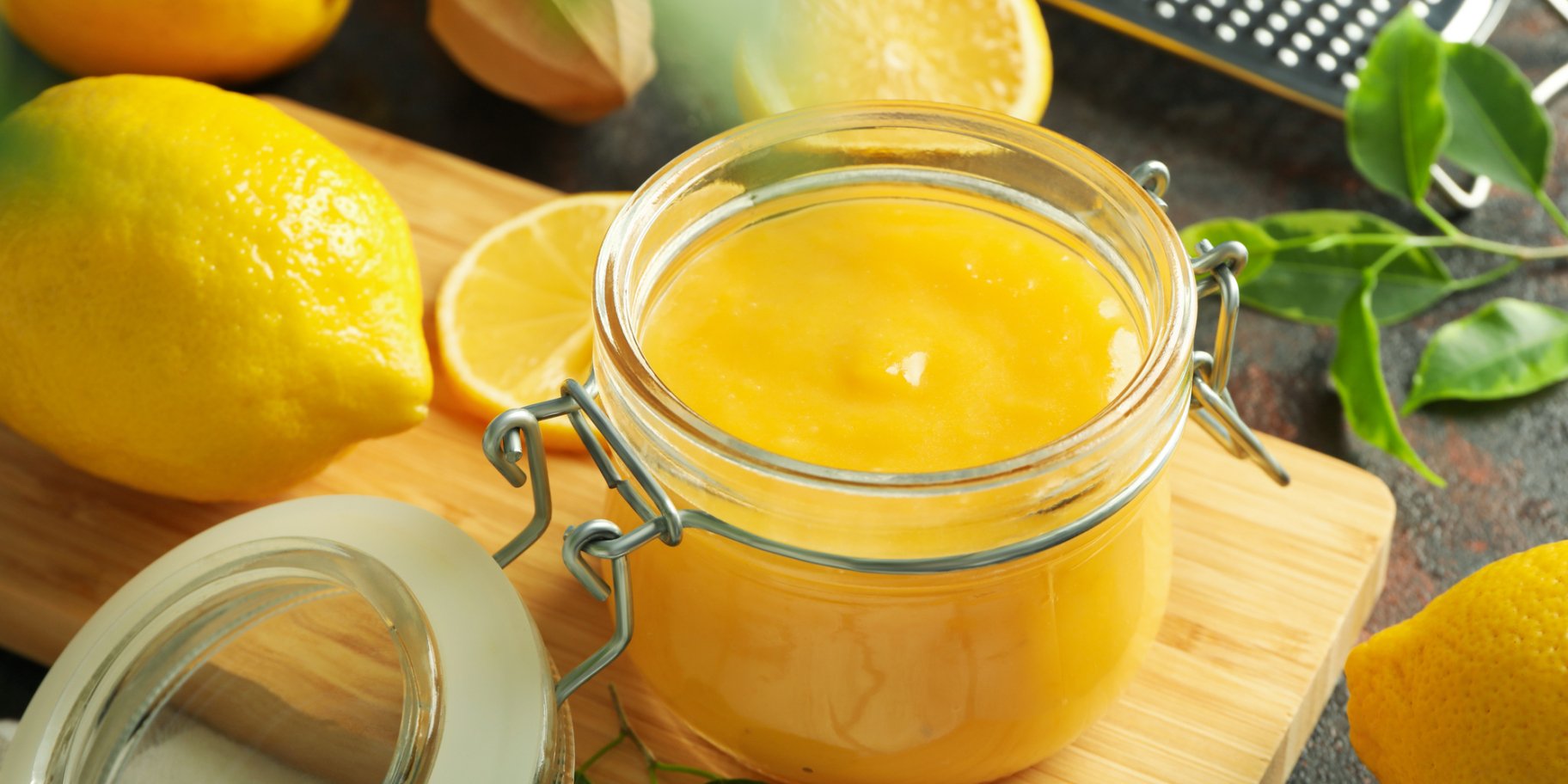 Изысканный десерт с лимоном и яйцом