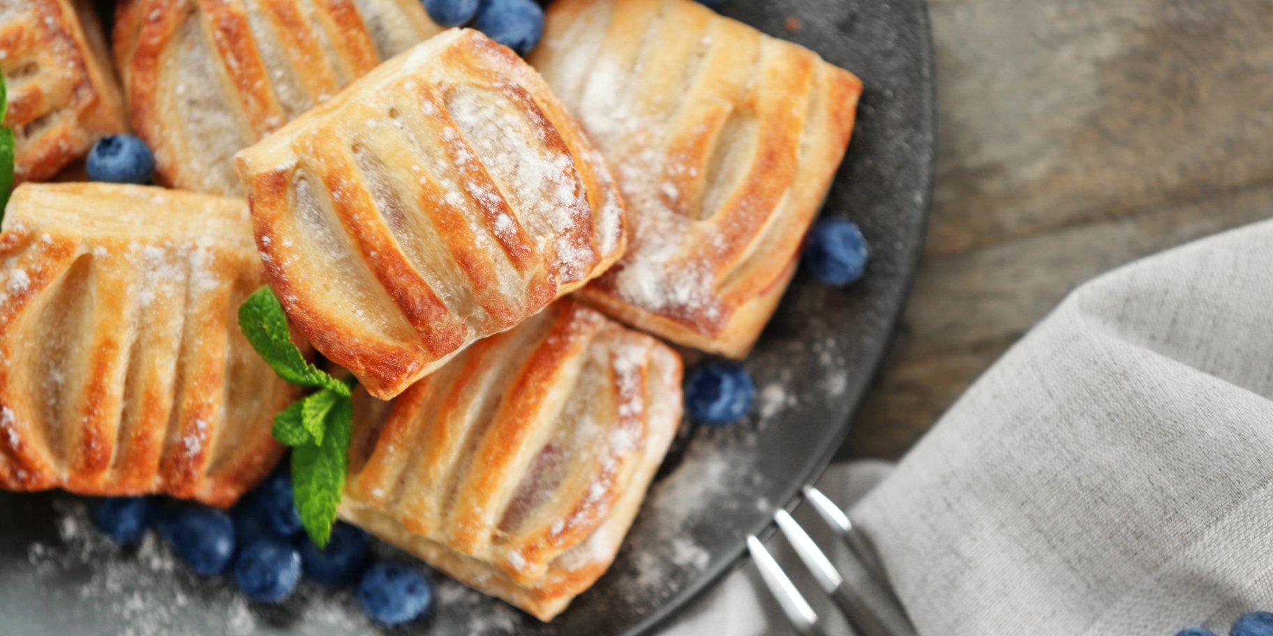 Слойки з чорницею