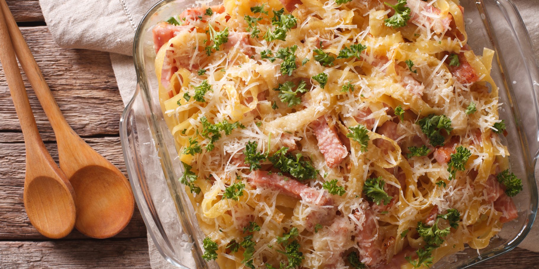 Картопляна запіканка з беконом