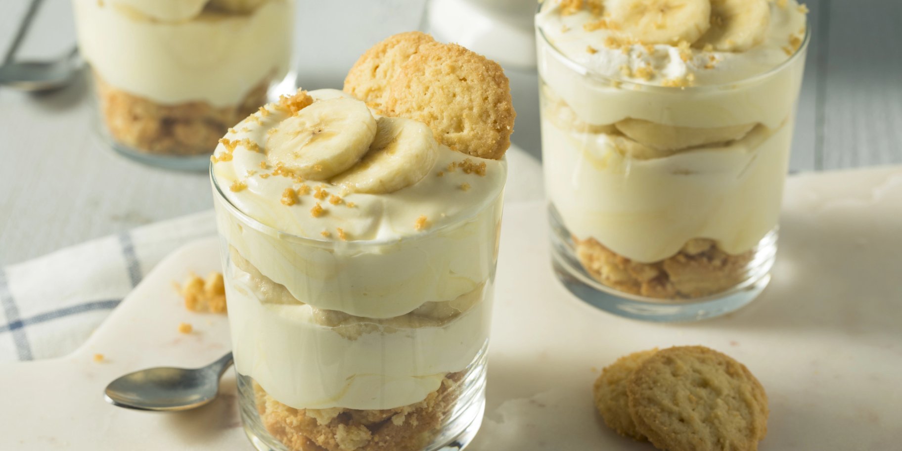 Десерт з бананами