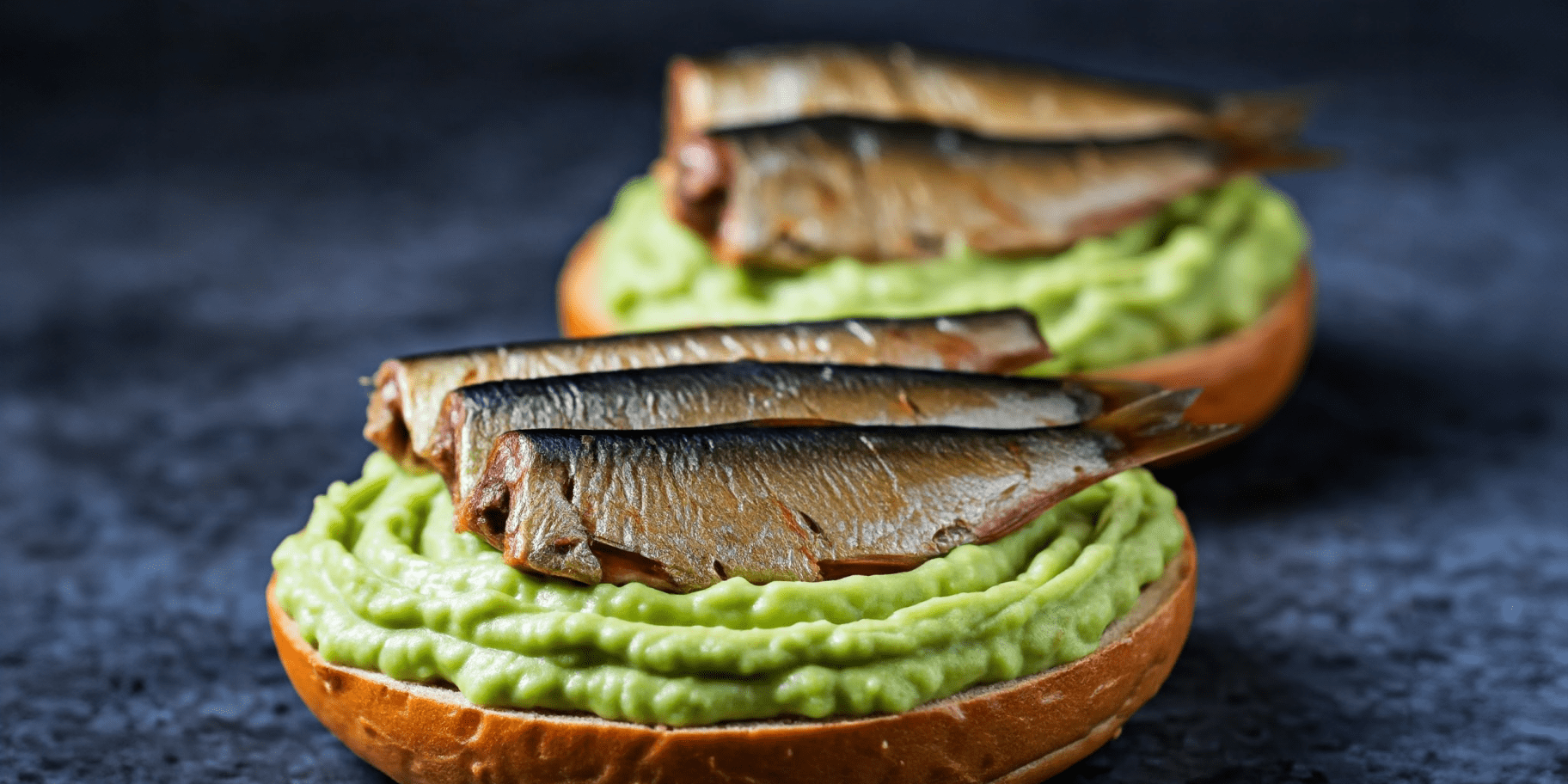 Канапки зі шпротами