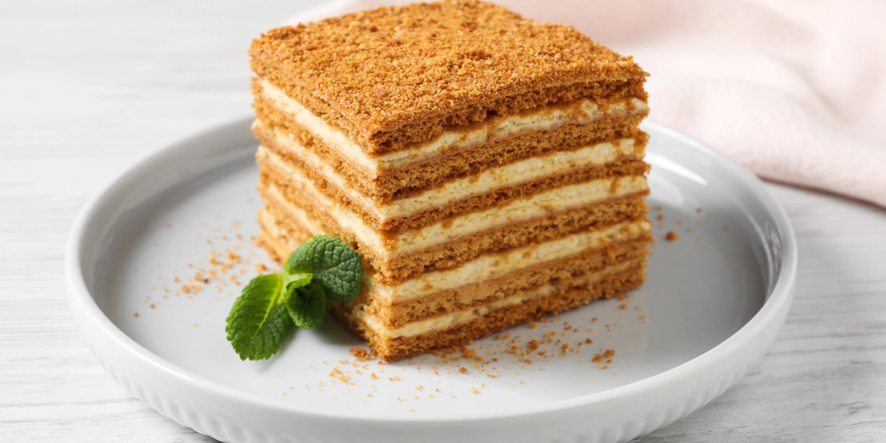 Торт «Апфельмус» з вершково-яблучним кремом