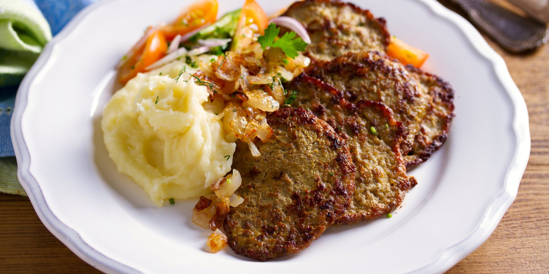 Оладьи из картофеля и печени