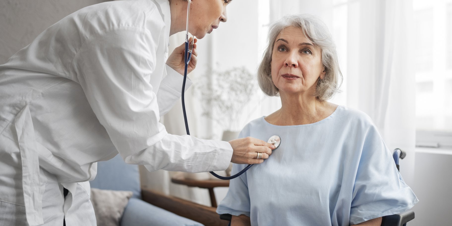 Жінка на прийомі у лікаря