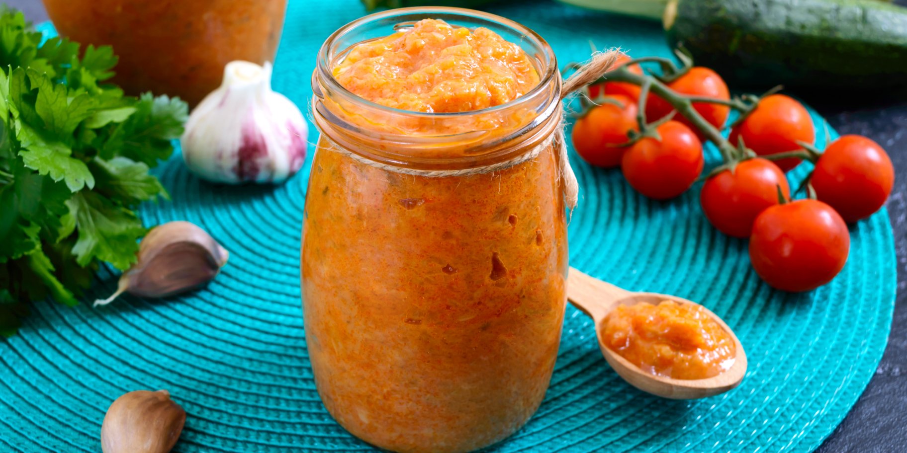 Кабачки у томатній пасті