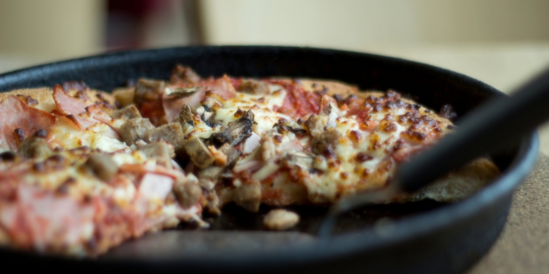 Піца на сковороді