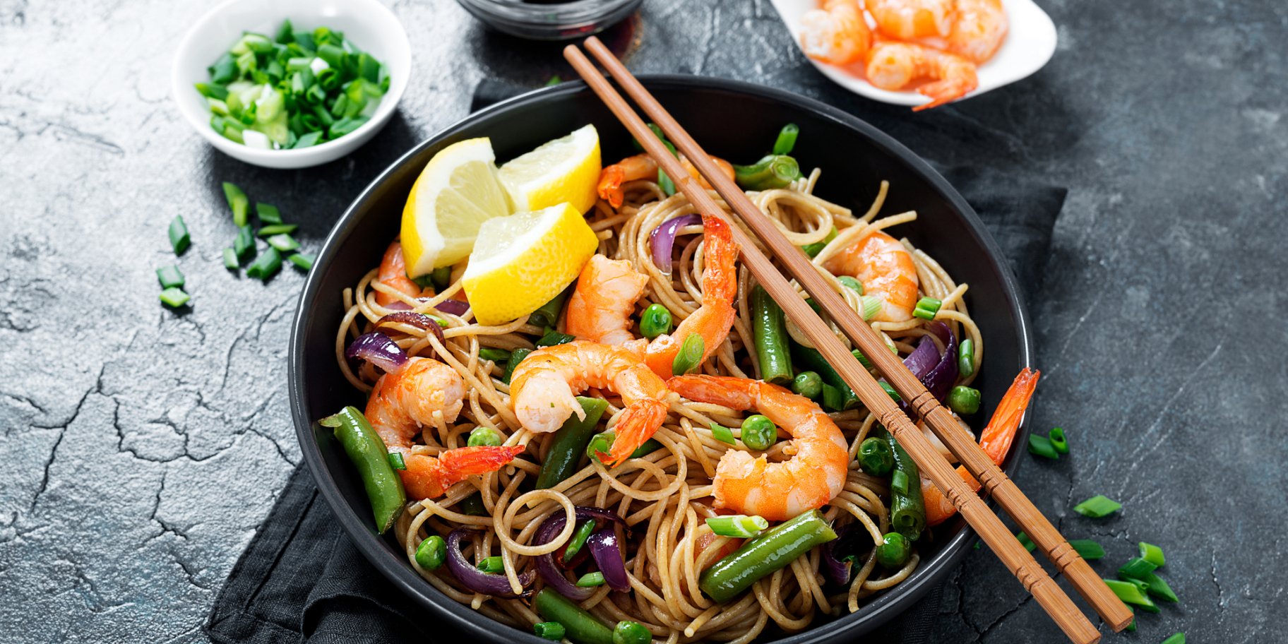 Пад тай з креветками