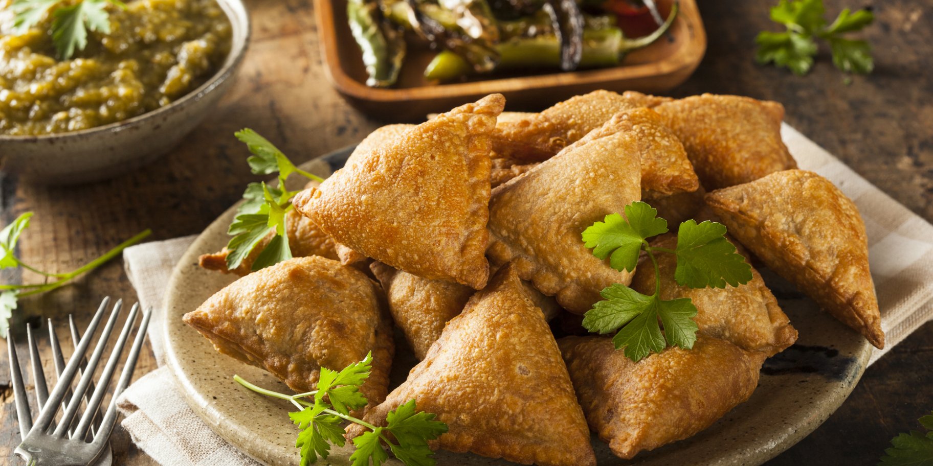 Самоси з картоплею і горохом