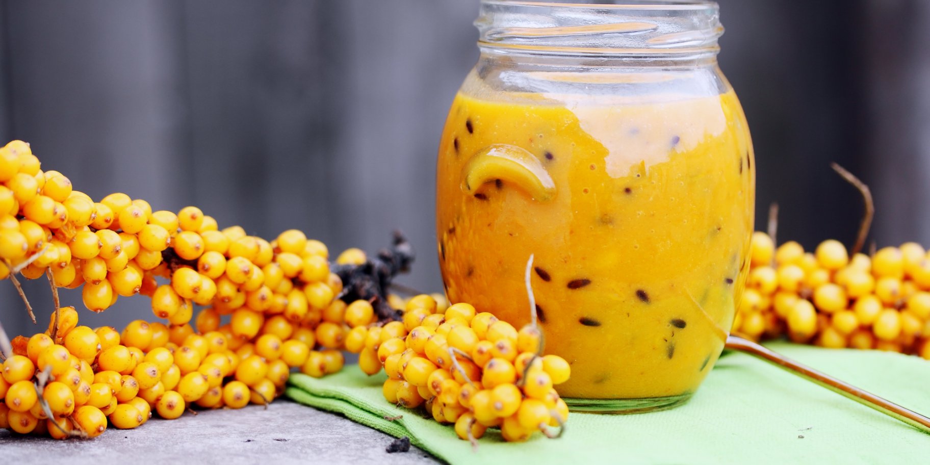 Обліпиха, перетерта з цукром