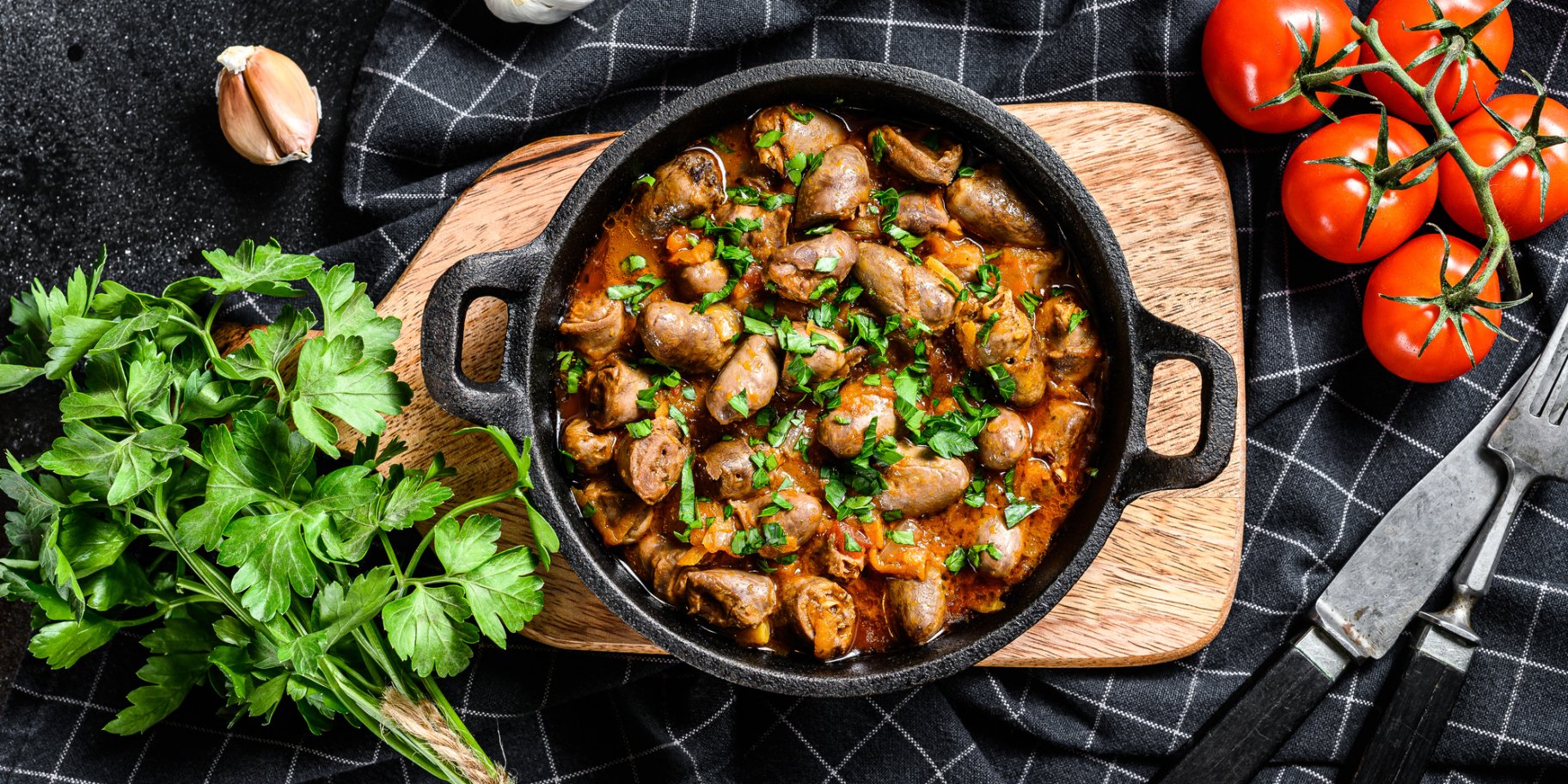 Курячі сердечка в підливці