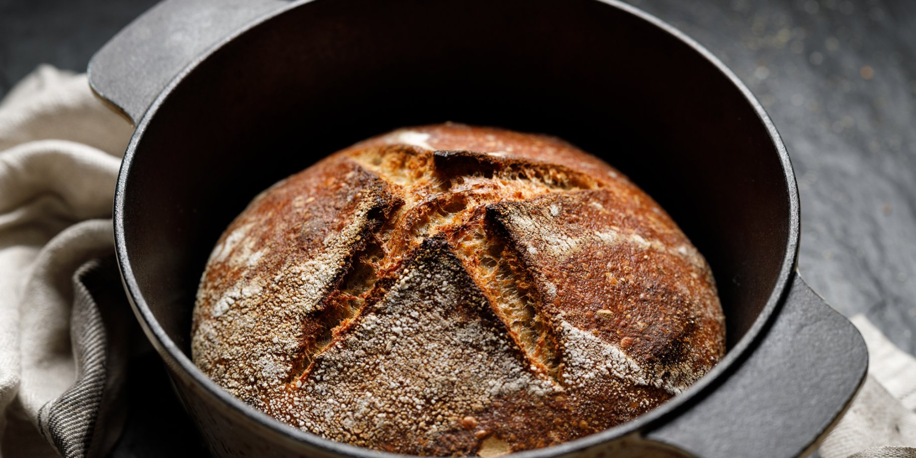 Голландська піч каструля