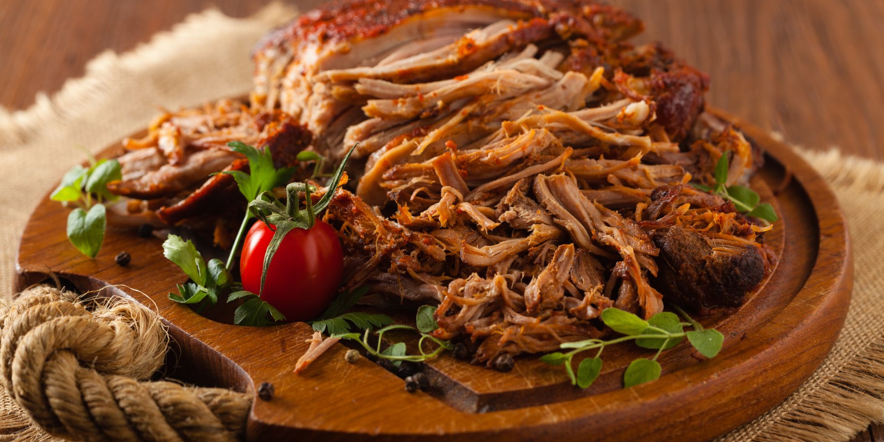 "Рвана" свинина барбекю