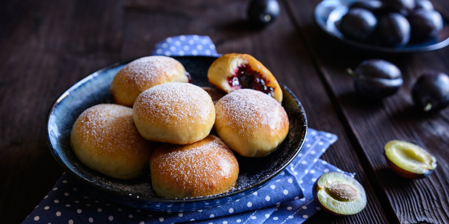 Булочки з варенням