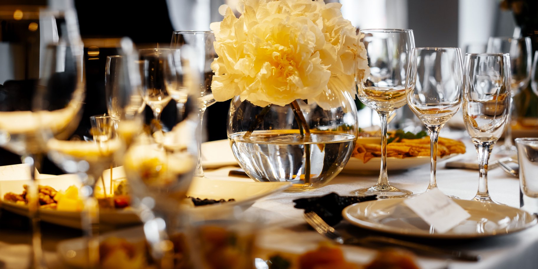 святковий стіл