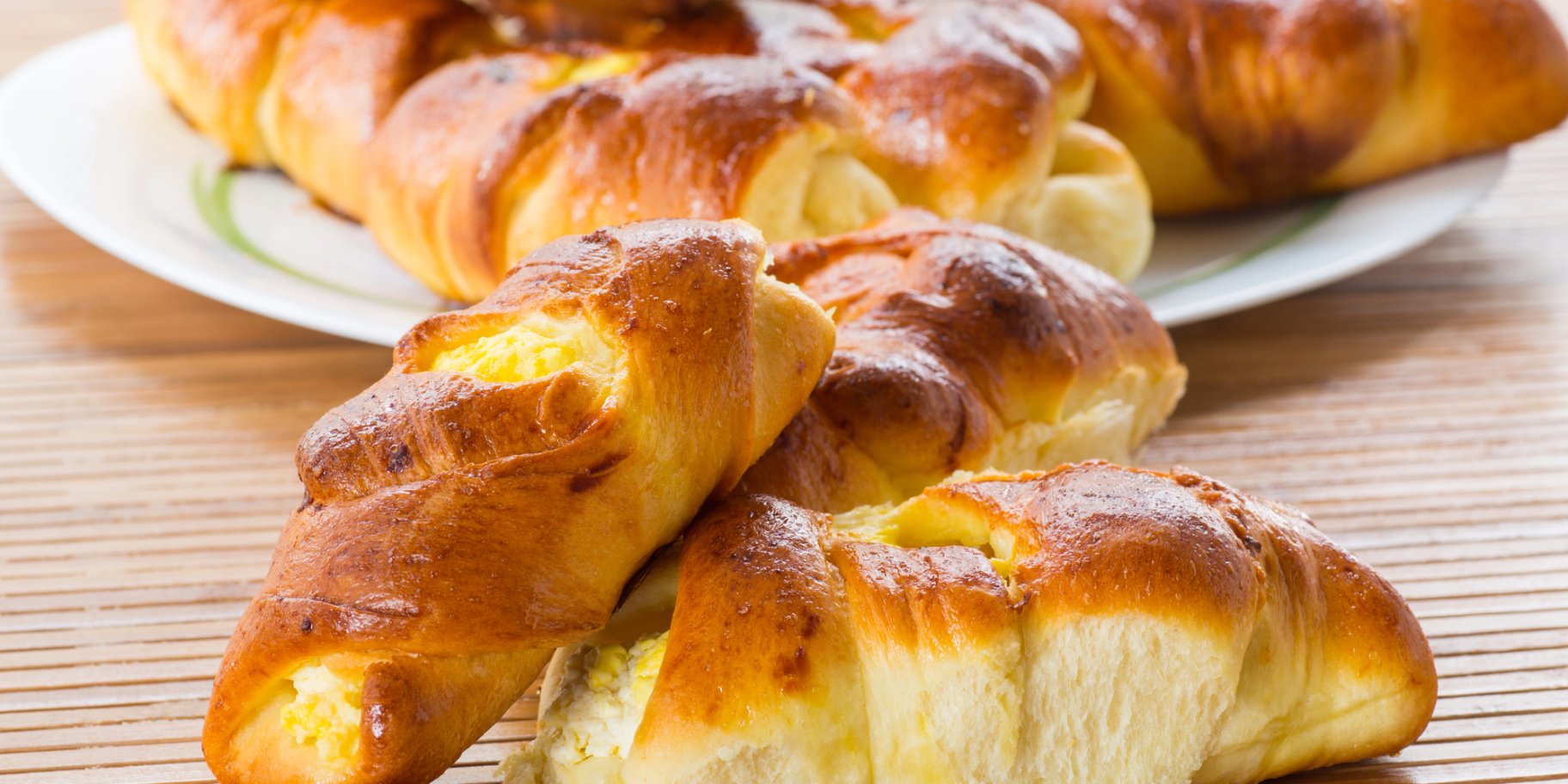 Домашні булочки з кремом