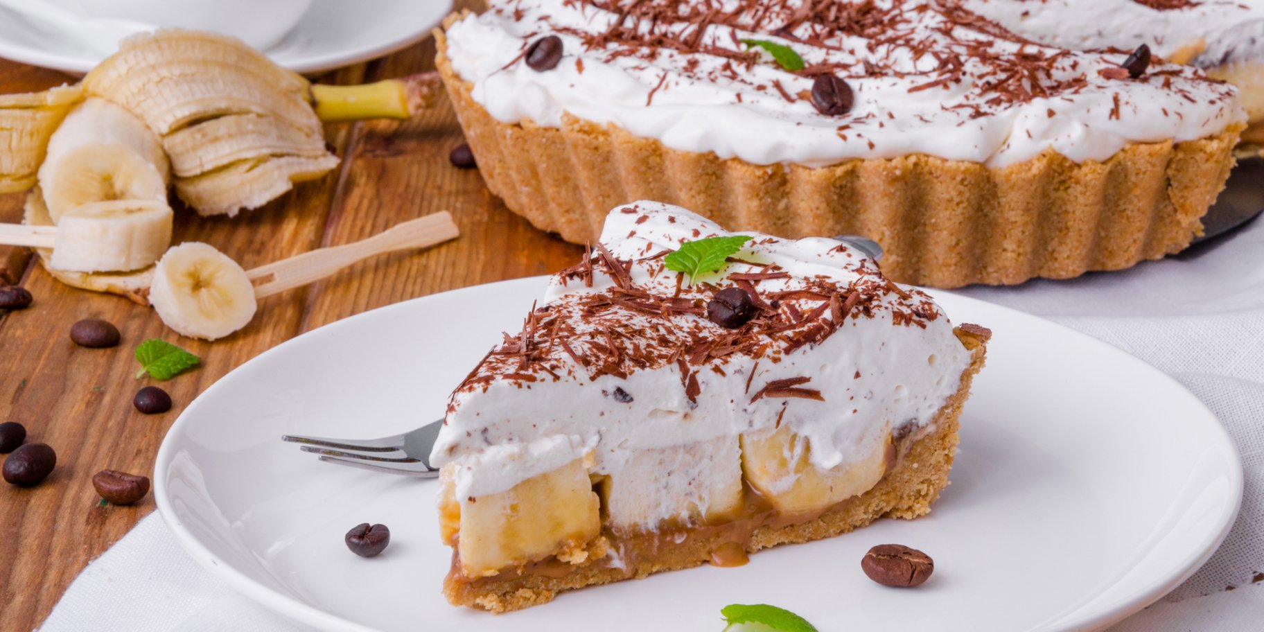 Пиріг з банановим кремом і вершками