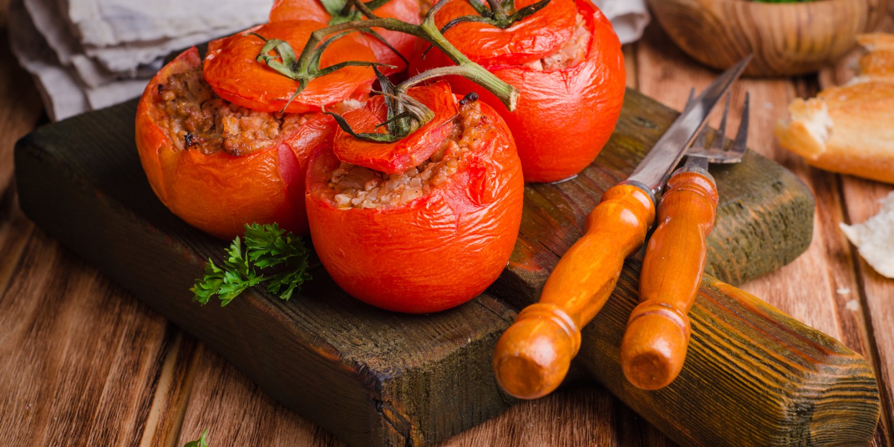 Фаршированные помидоры с булгуром