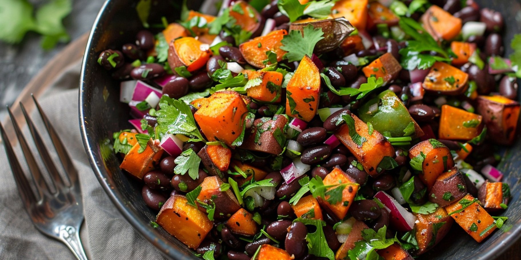 Салат із трьох видів квасолі й батату