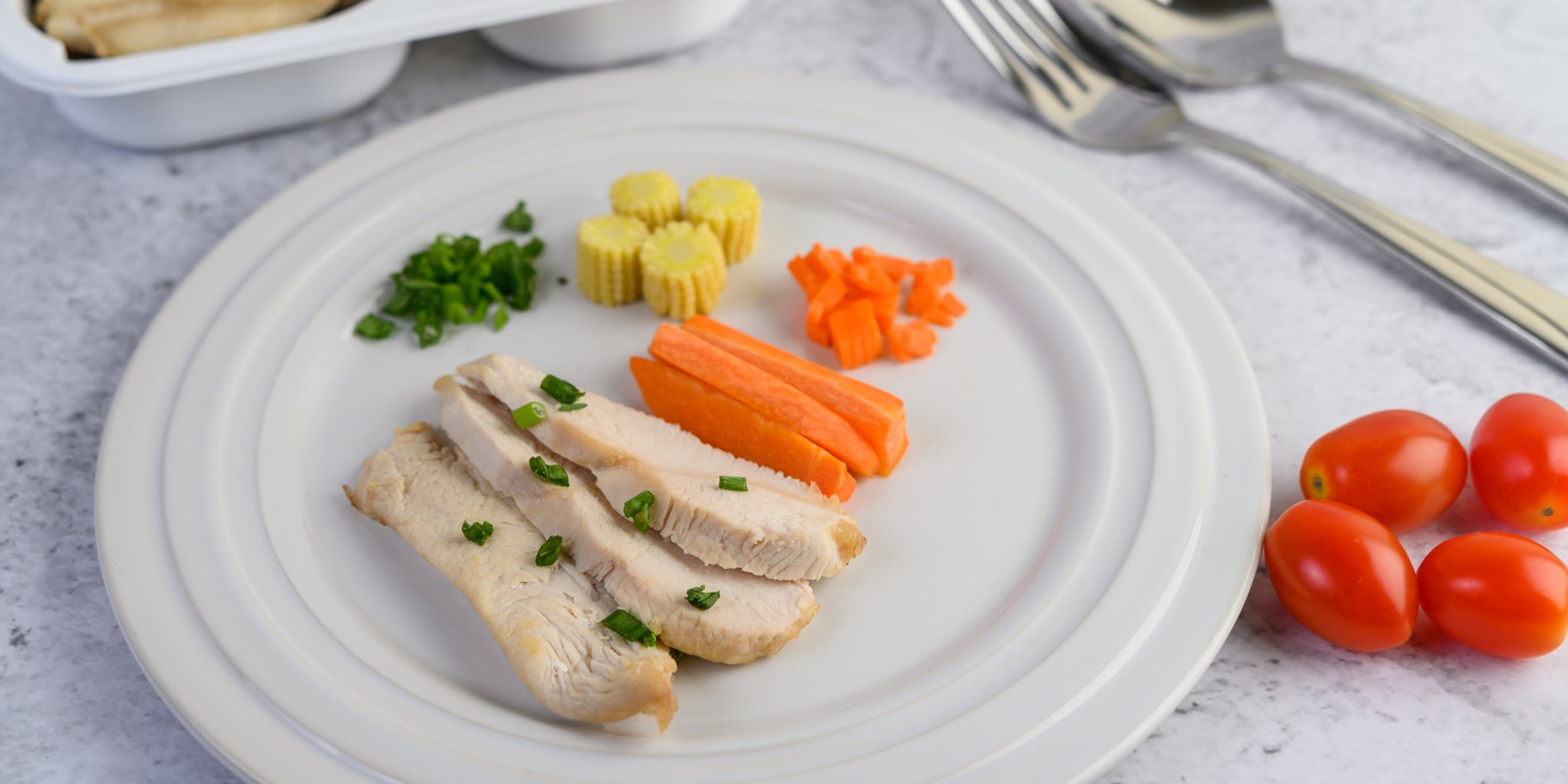 Парове філе індички з овочами