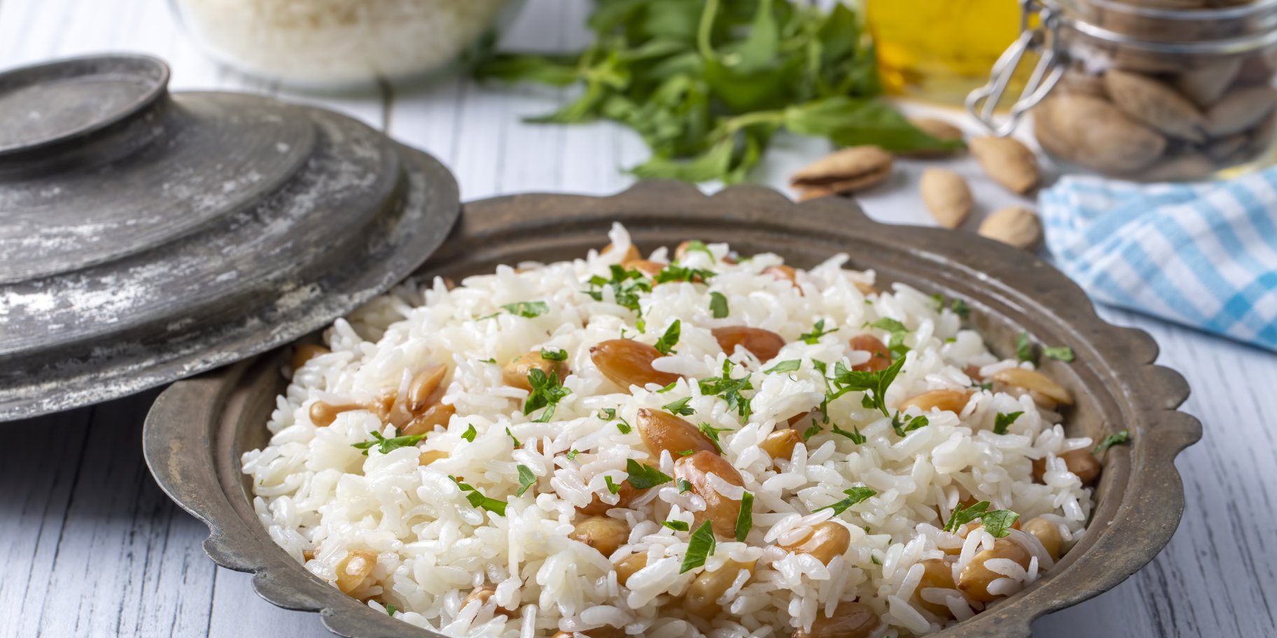 Плов с кокосом и миндалем: рецепт