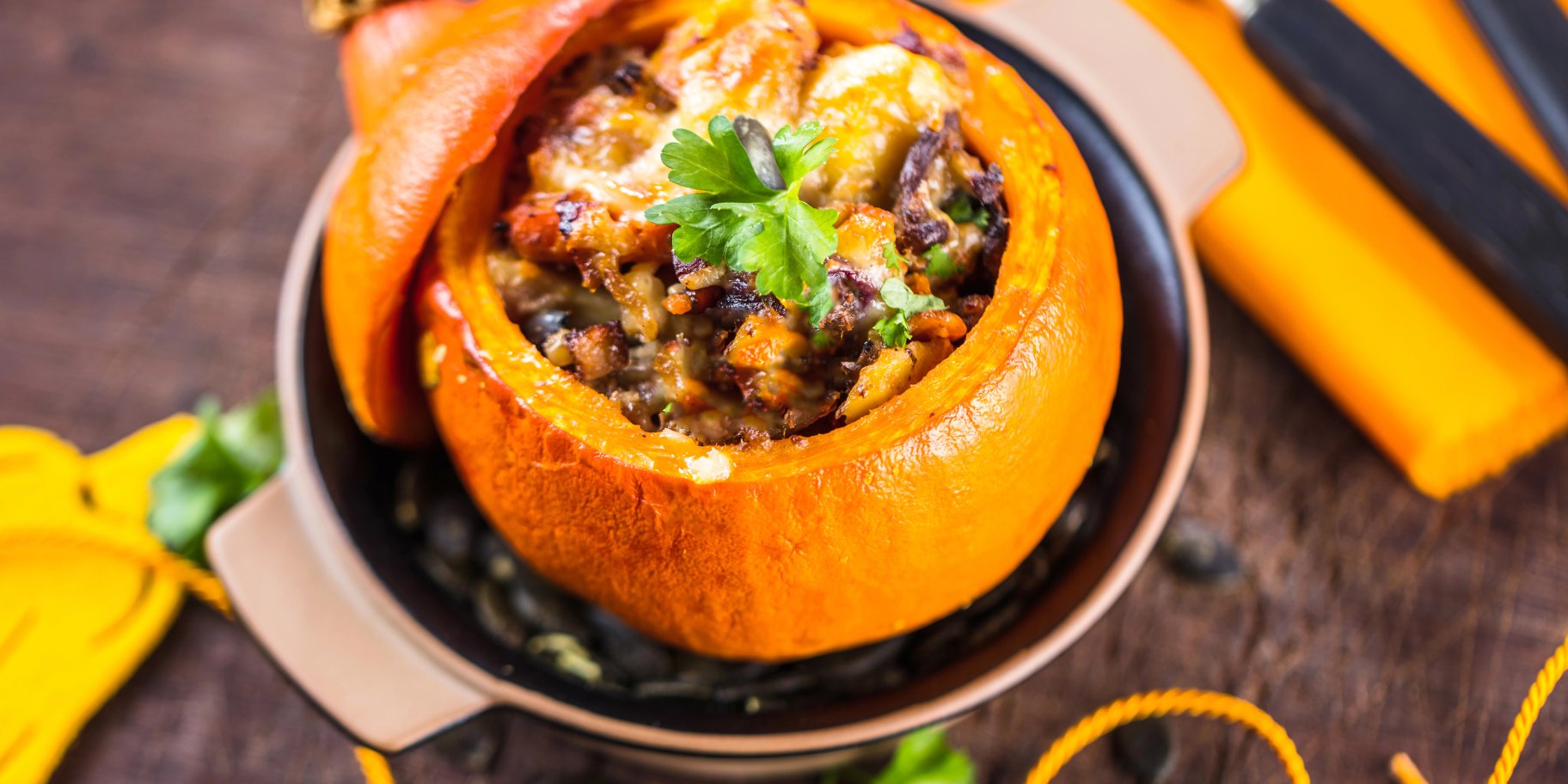 Ситна страва у горщику з гарбуза