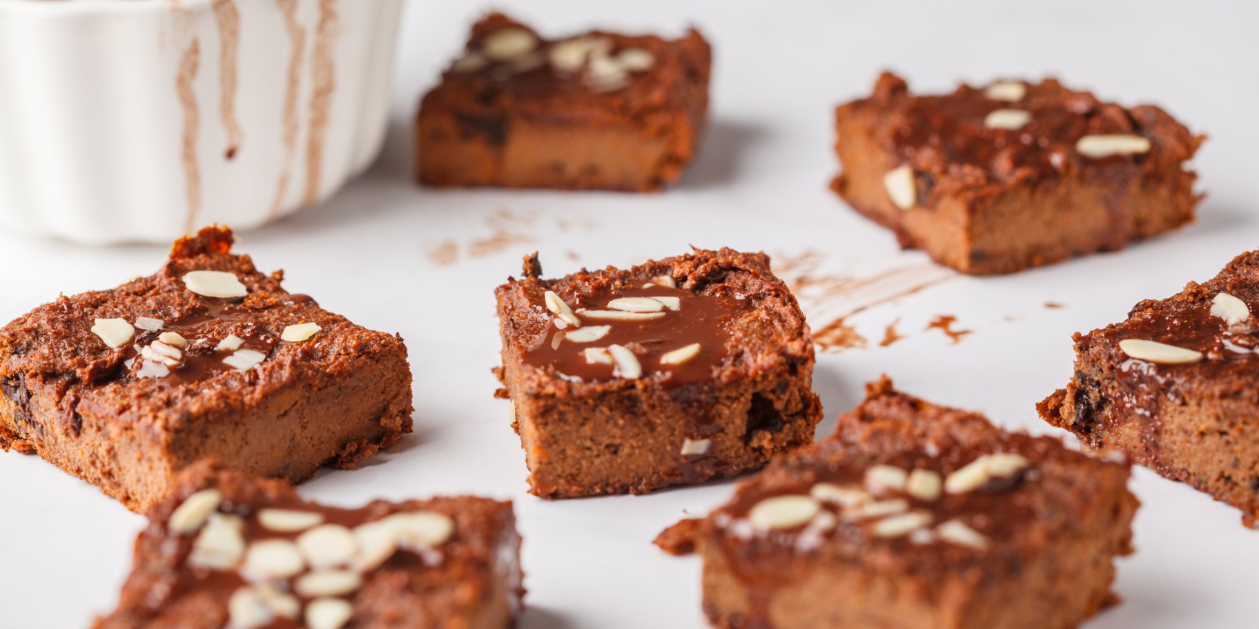 Гарбузово-шоколадний торт із двох інгредієнтів