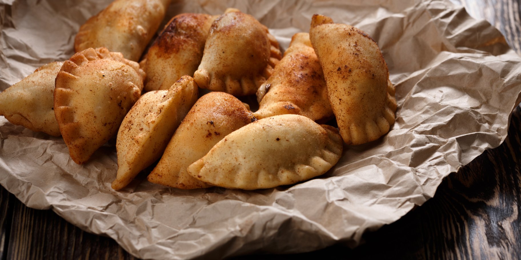 Жареные кальцоне с овощами