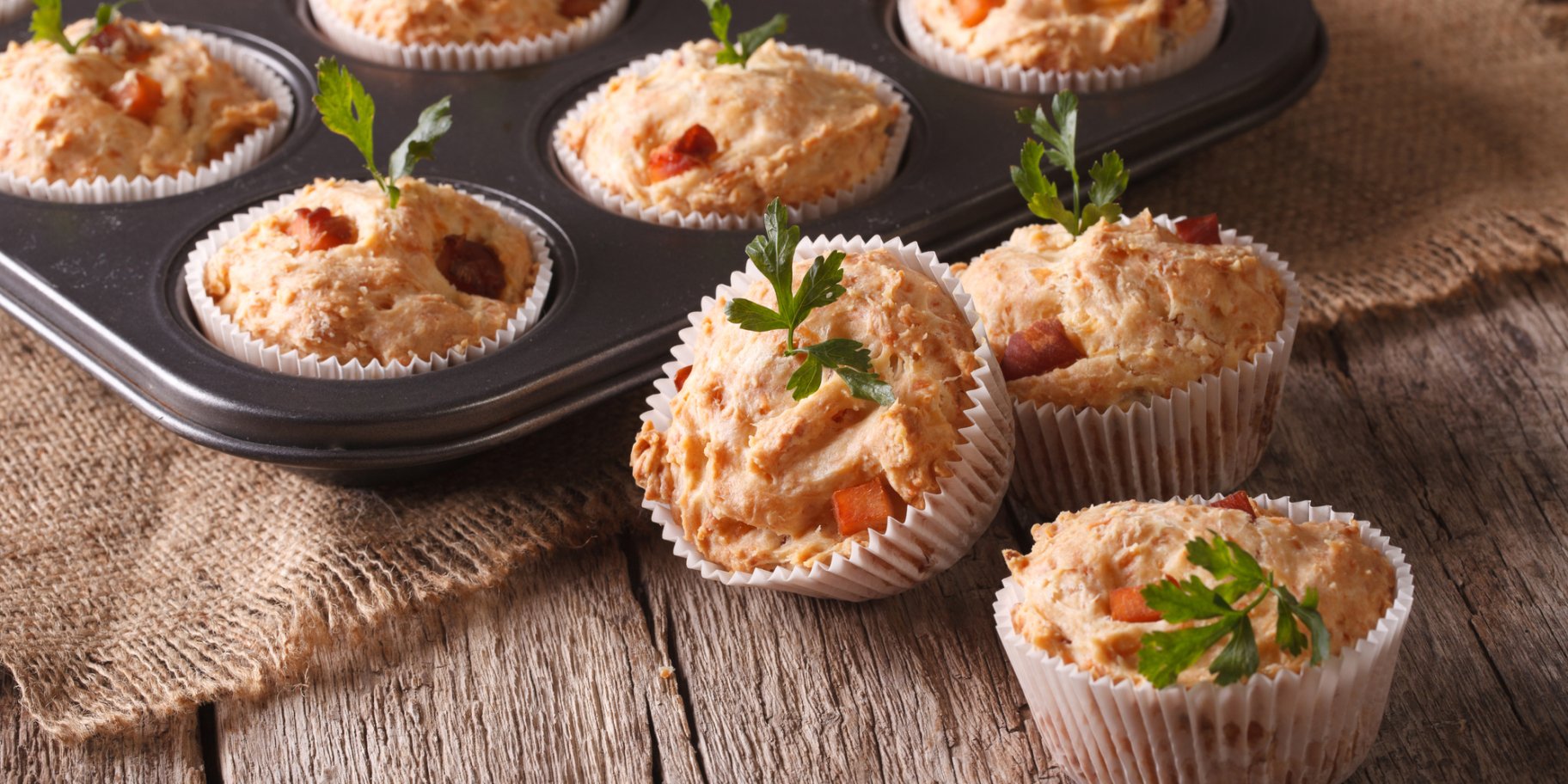 Мафіни-піци з пепероні